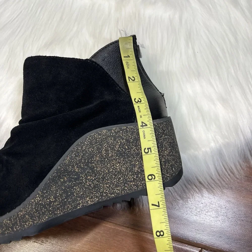 Aetrex‎ Women's Size EU 37 / US 7 Black Suede Leather Kara Wedge Boot
